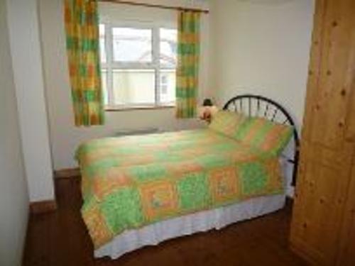 durrus holiday home bedroom.jpg durrus holiday home bedroom.jpg